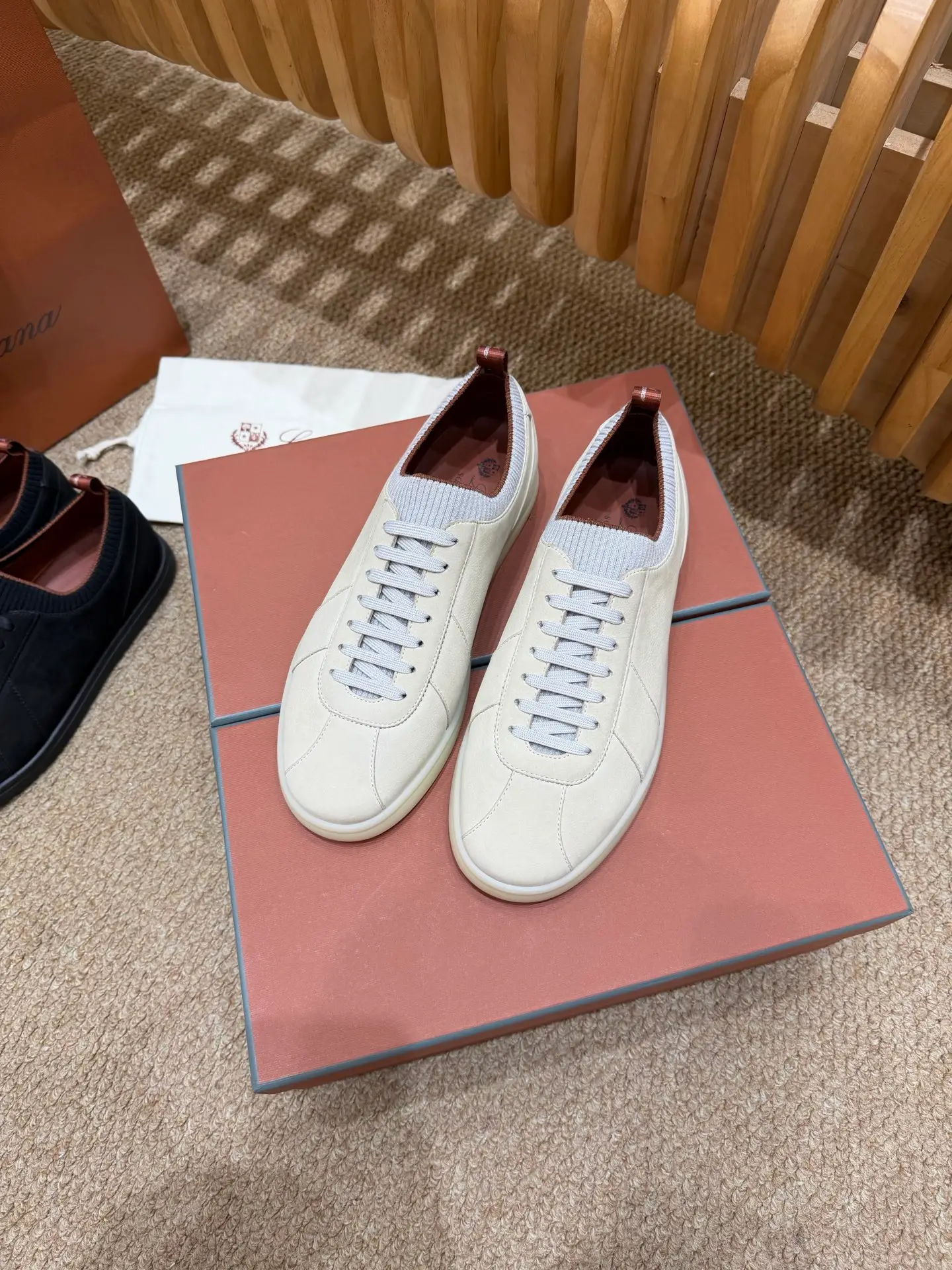 로로피아나 Soho 2.0 Walk 스니커즈 이미지 2